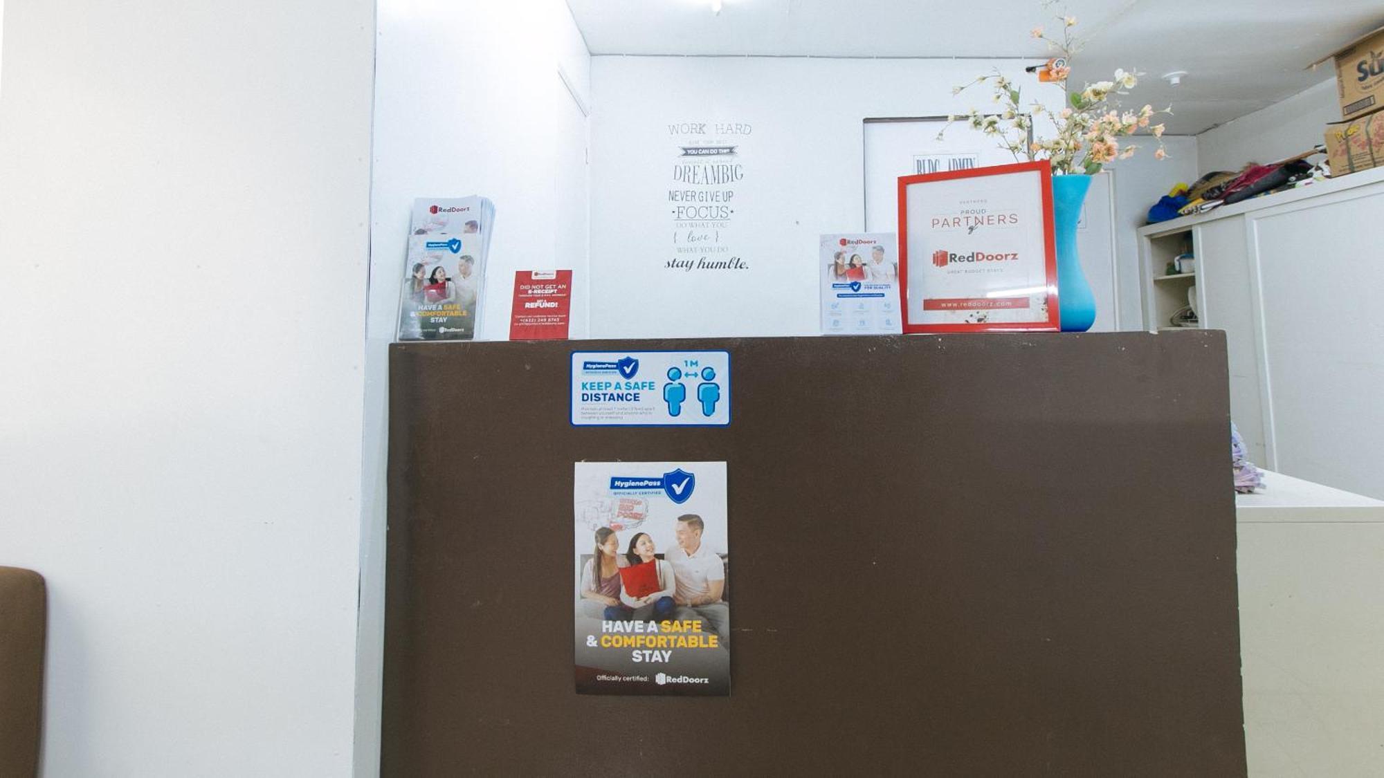 Reddoorz At Kassel Residences Paranaque Paranaque City Exterior foto